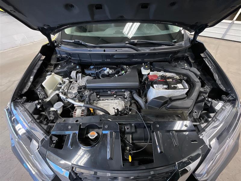 2017 NISSAN ROGUE SL