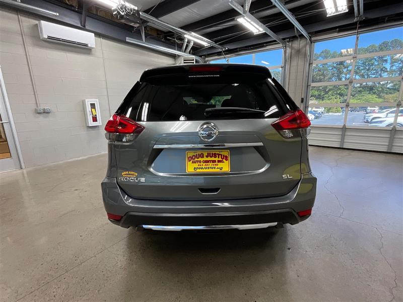2017 NISSAN ROGUE SL
