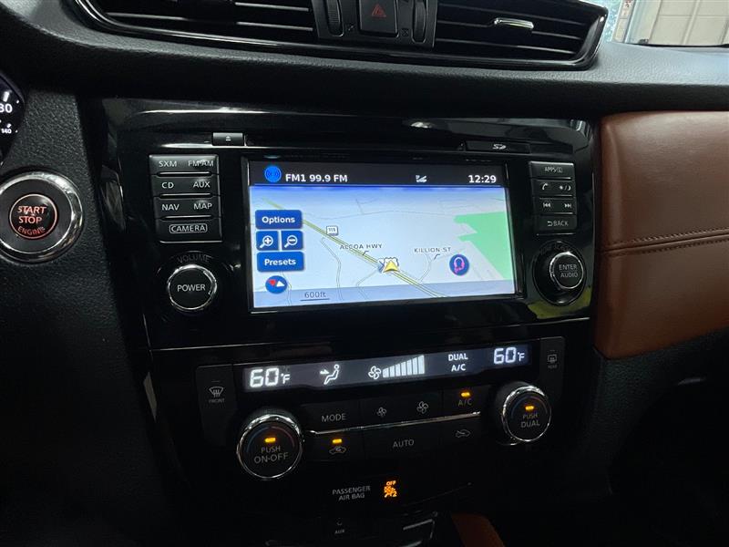 2017 NISSAN ROGUE SL
