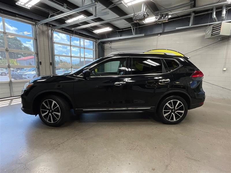2017 NISSAN ROGUE SL