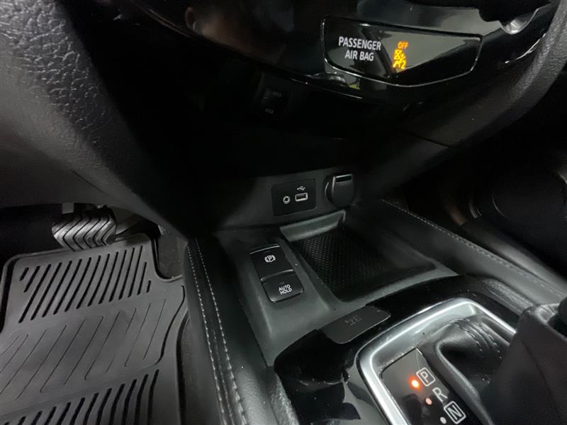 2020 NISSAN ROGUE SL