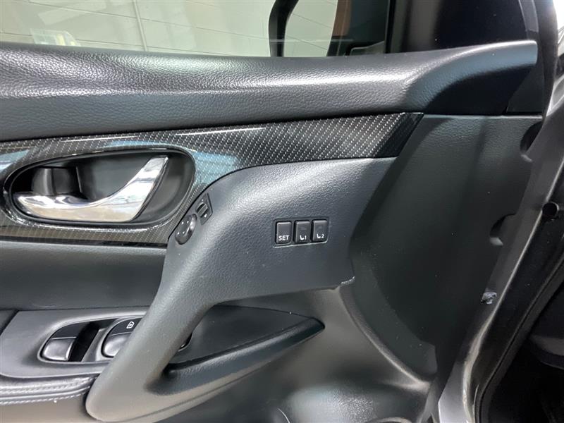 2020 NISSAN ROGUE SL