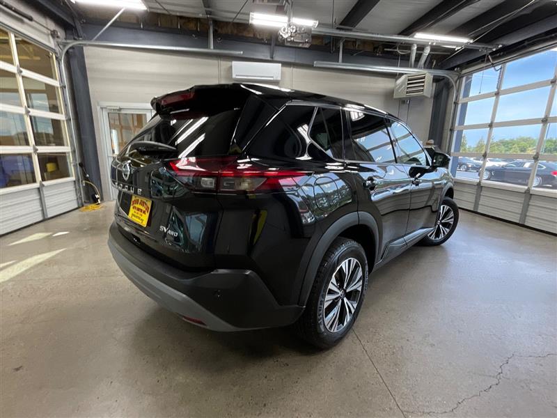 2021 NISSAN ROGUE SV