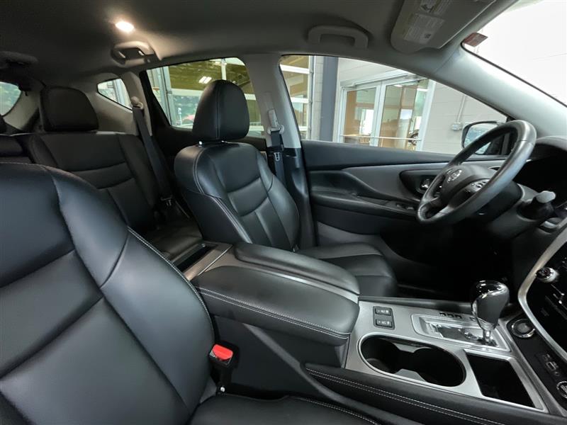 2022 NISSAN MURANO SV