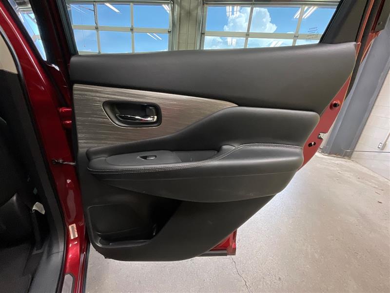 2015 NISSAN MURANO SV