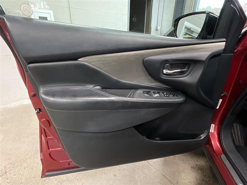 2015 NISSAN MURANO SV