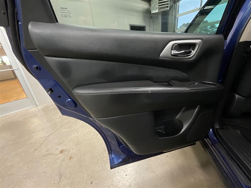 2020 NISSAN PATHFINDER S