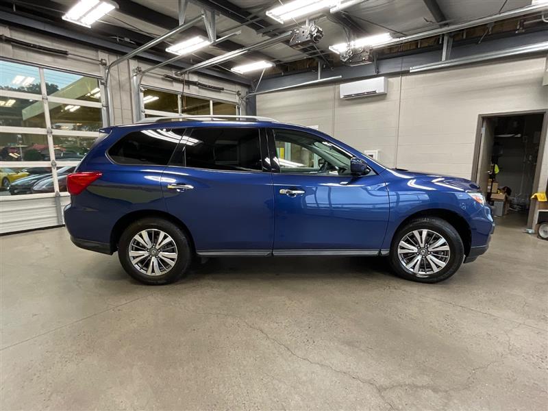 2020 NISSAN PATHFINDER S