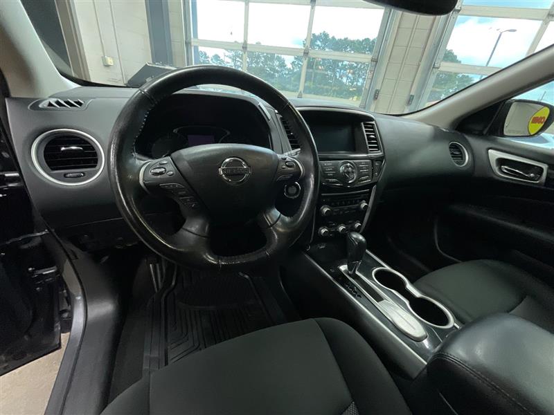 2020 NISSAN PATHFINDER SV