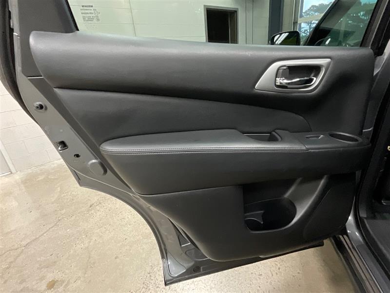 2020 NISSAN PATHFINDER SV