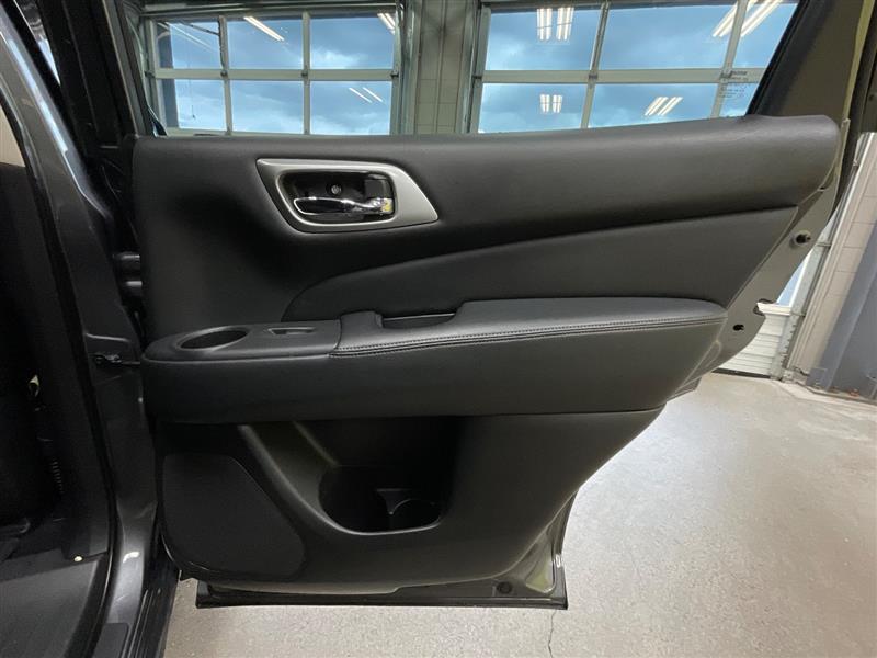 2020 NISSAN PATHFINDER SV