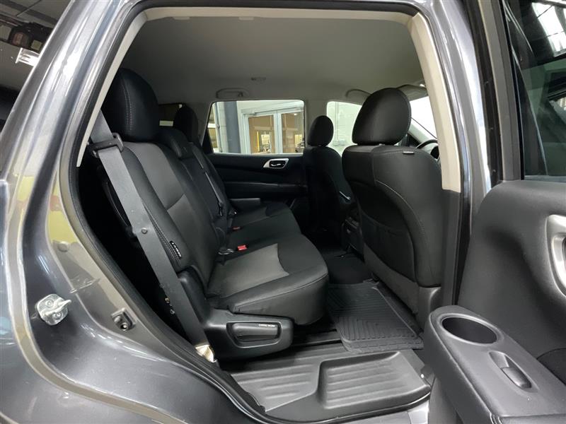 2020 NISSAN PATHFINDER SV