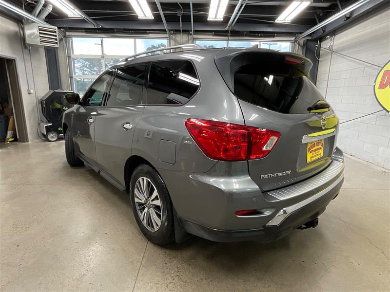 2020 NISSAN PATHFINDER SV