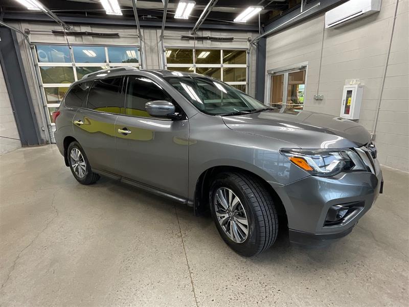 2020 NISSAN PATHFINDER SV