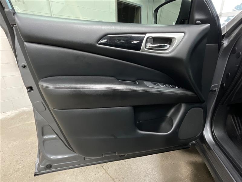 2020 NISSAN PATHFINDER SV