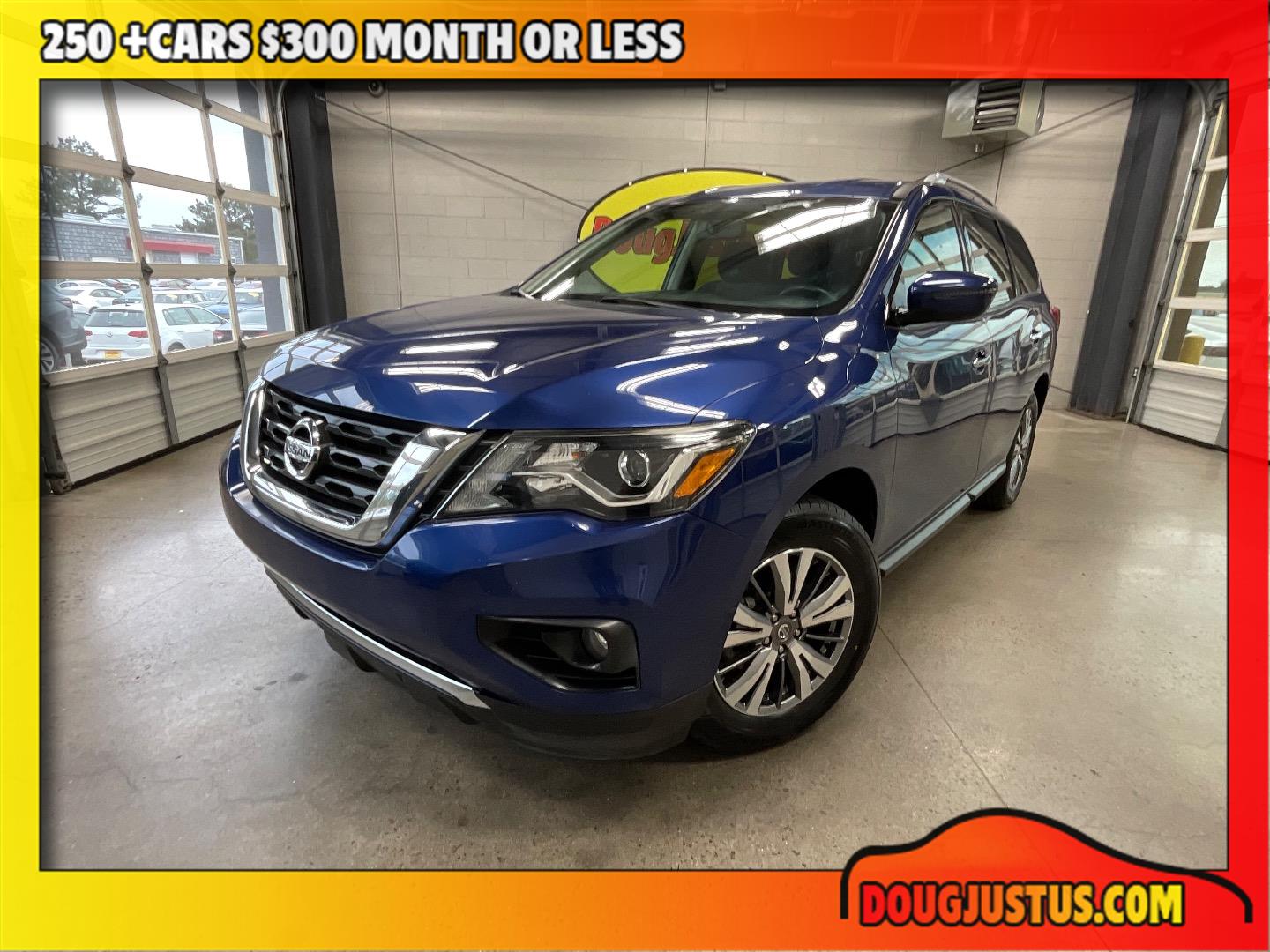 2019 Nissan Pathfinder SV 4WD's photo