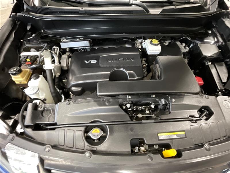 2019 NISSAN PATHFINDER SV