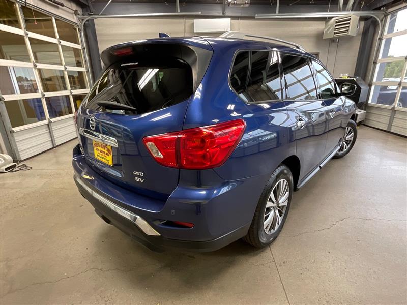 2019 NISSAN PATHFINDER SV