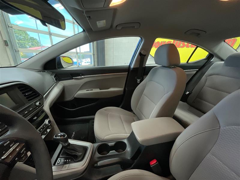 2020 HYUNDAI ELANTRA SE