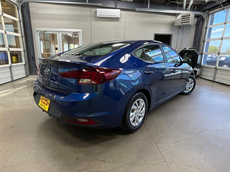2020 HYUNDAI ELANTRA SE