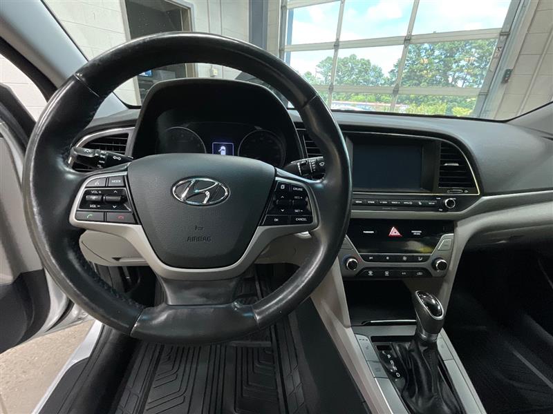 2017 HYUNDAI ELANTRA LIMITED