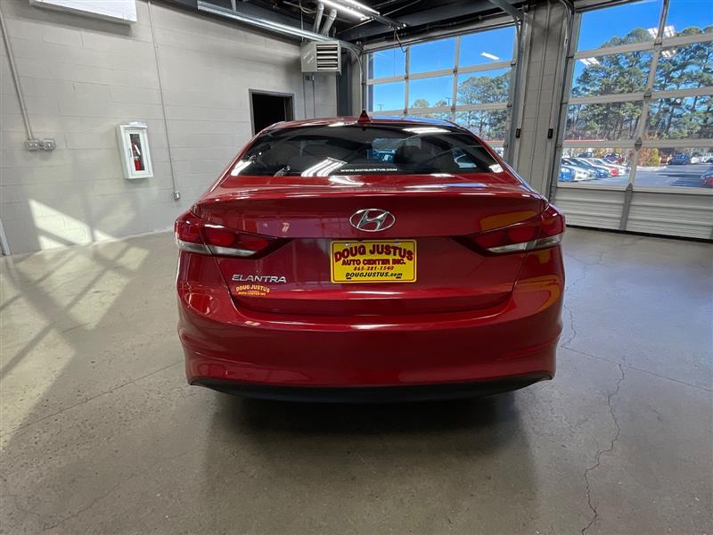 2017 HYUNDAI ELANTRA SE