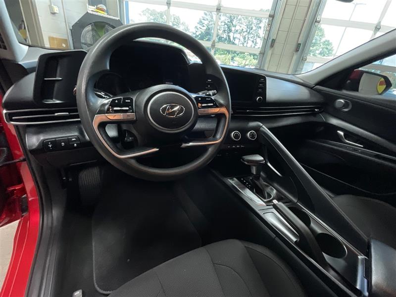 2021 HYUNDAI ELANTRA SE