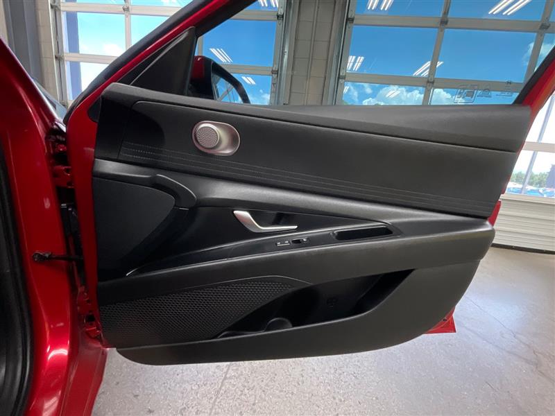 2021 HYUNDAI ELANTRA SE