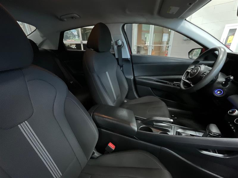 2021 HYUNDAI ELANTRA SE