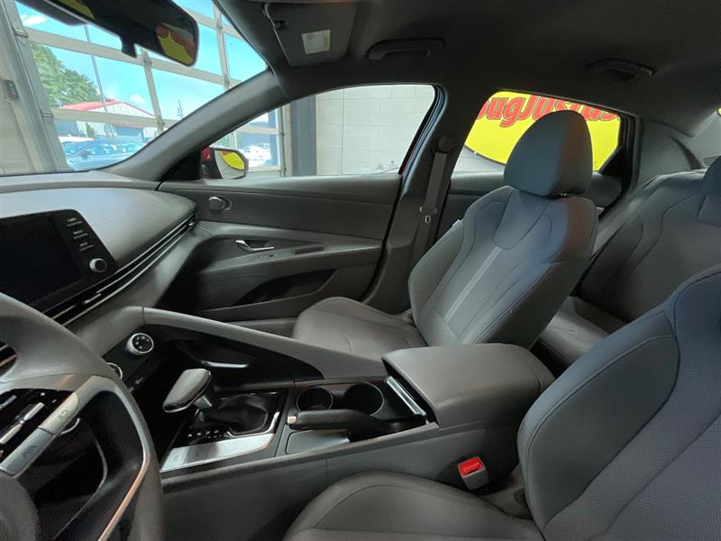 2021 HYUNDAI ELANTRA SE