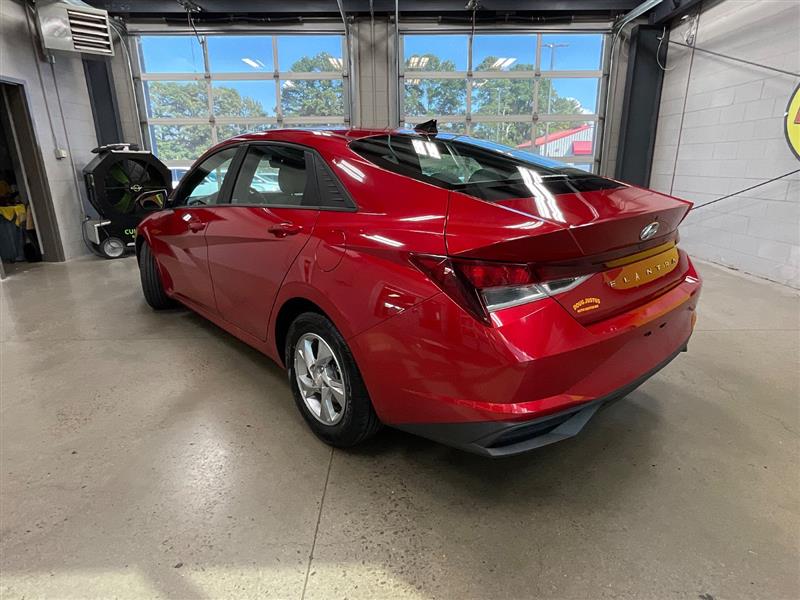 2021 HYUNDAI ELANTRA SE