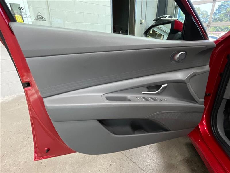 2021 HYUNDAI ELANTRA SE