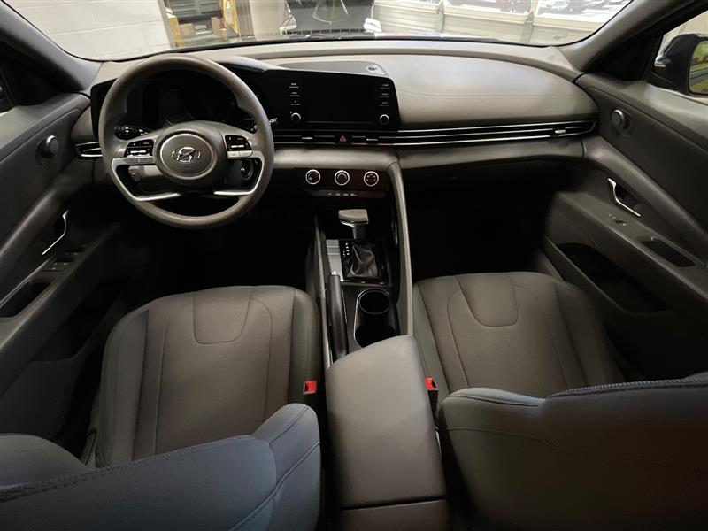 2021 HYUNDAI ELANTRA SE