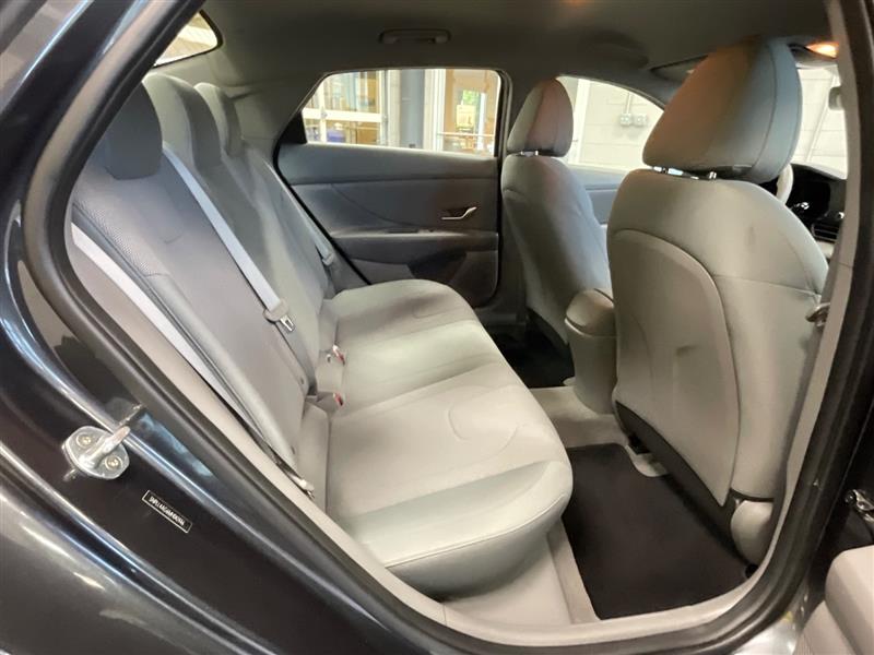 2021 HYUNDAI ELANTRA SE