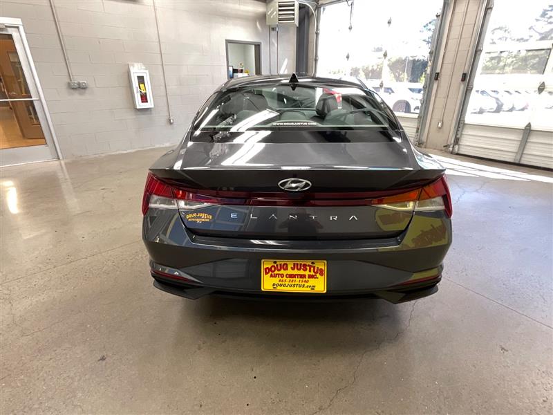 2021 HYUNDAI ELANTRA SE