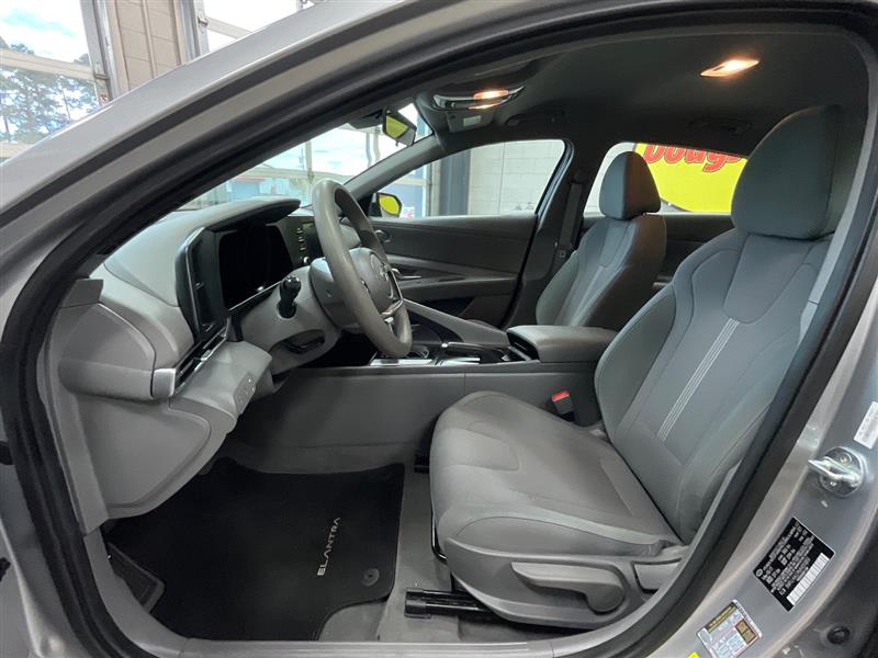 2021 HYUNDAI ELANTRA SE