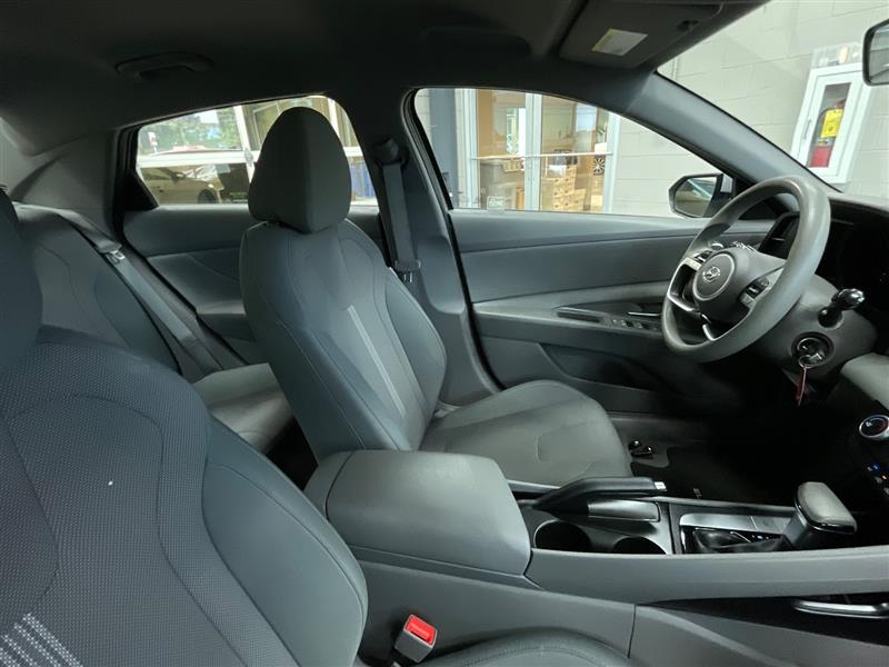 2021 HYUNDAI ELANTRA SE