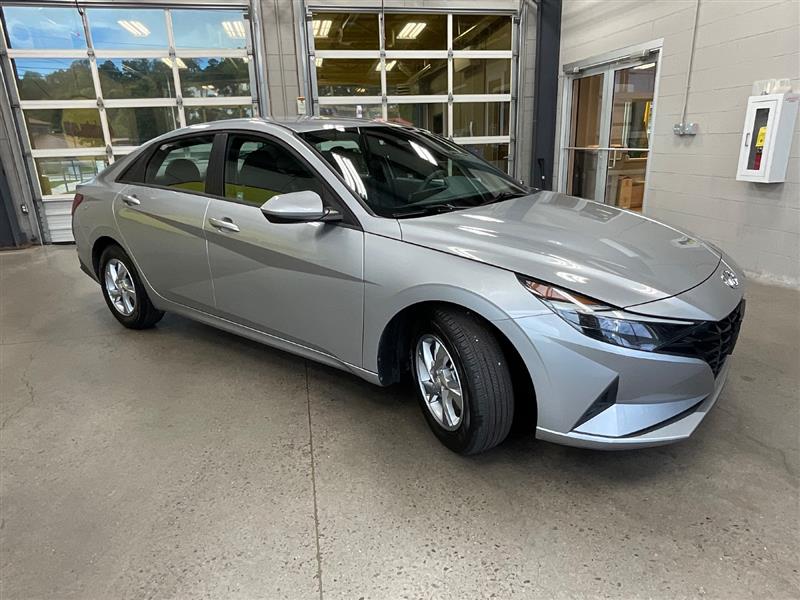 2021 HYUNDAI ELANTRA SE