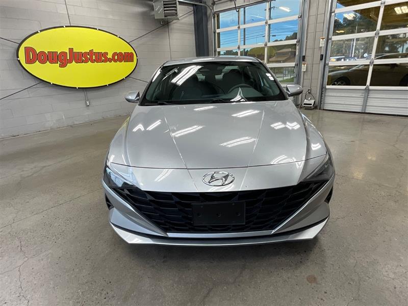 2021 HYUNDAI ELANTRA SE