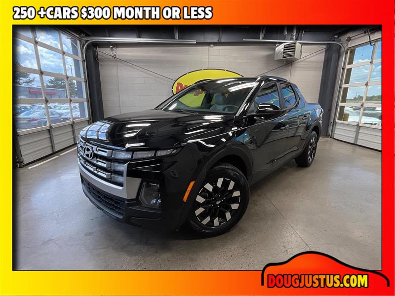 Black 2025 Hyundai Santa Cruz Pickup Truck Front-Wheel Drive Automatic