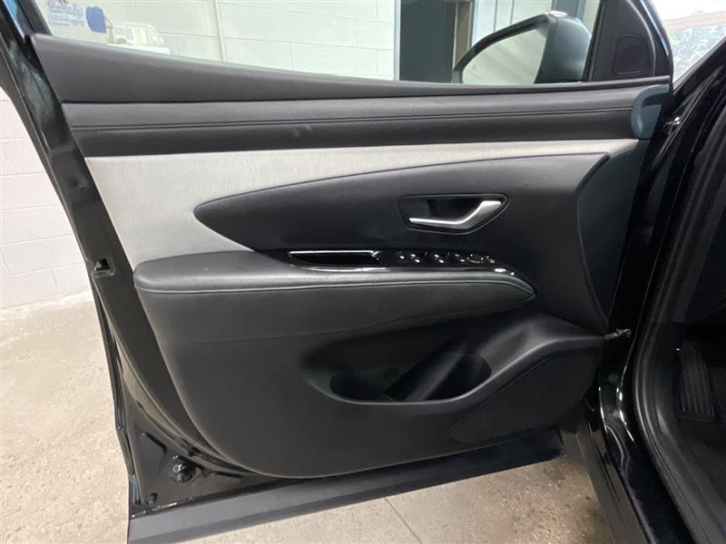 2025 HYUNDAI SANTA CRUZ SEL Activity