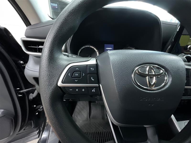 2022 TOYOTA HIGHLANDER L