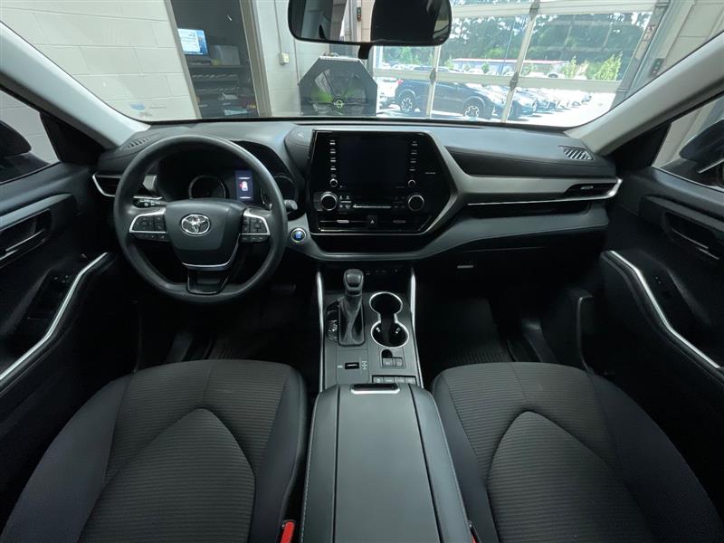 2022 TOYOTA HIGHLANDER L