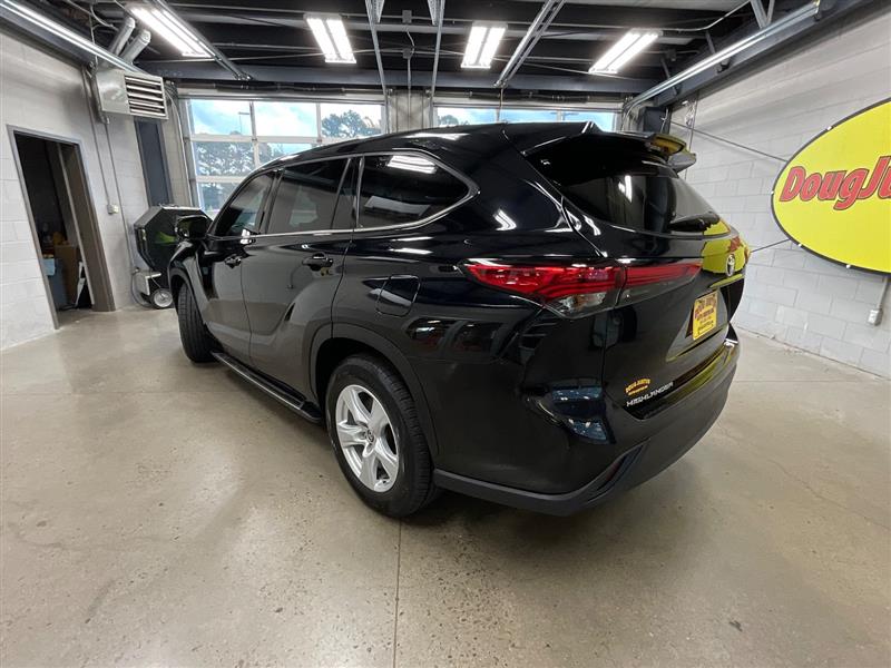 2022 TOYOTA HIGHLANDER L