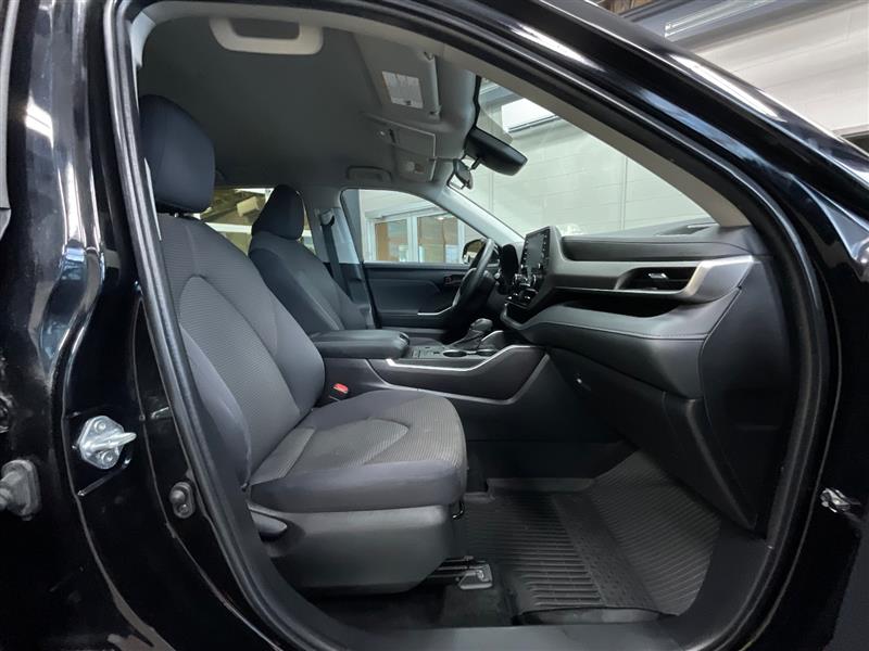 2022 TOYOTA HIGHLANDER L