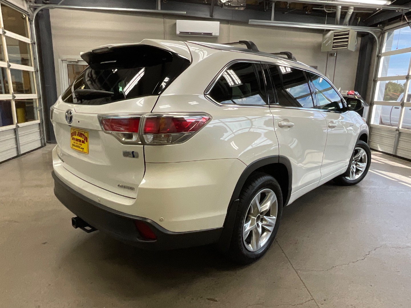 2016 Toyota Highlander Limited - Photo 5