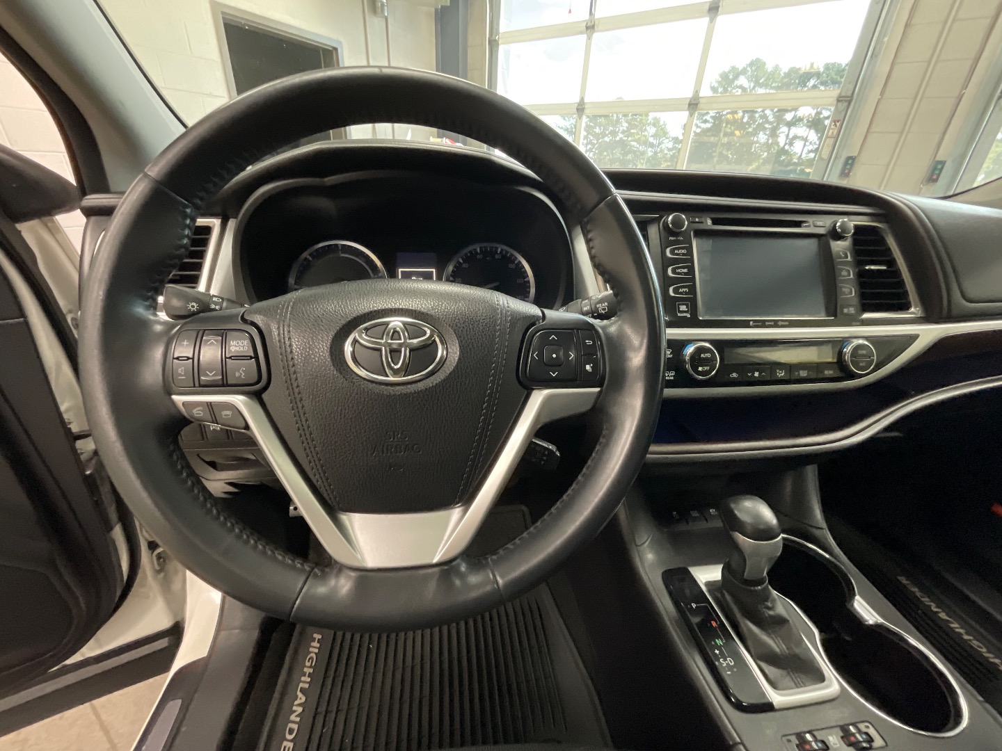 2016 Toyota Highlander Limited - Photo 16