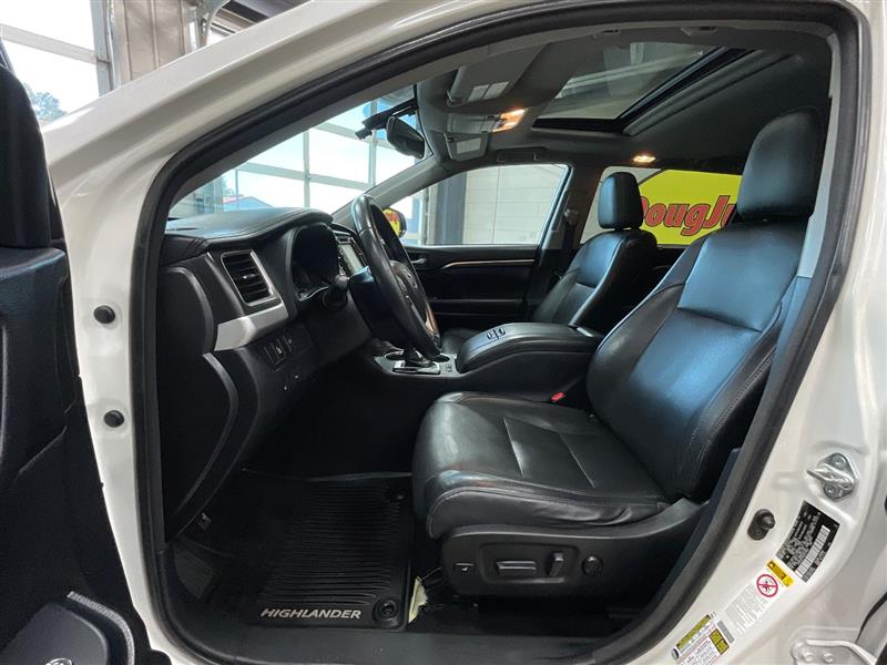 2016 TOYOTA HIGHLANDER HYBRID Limited