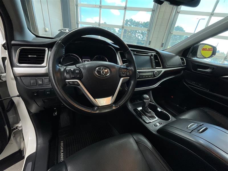 2016 TOYOTA HIGHLANDER HYBRID Limited