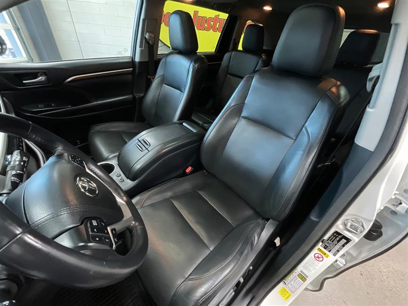 2016 TOYOTA HIGHLANDER HYBRID Limited